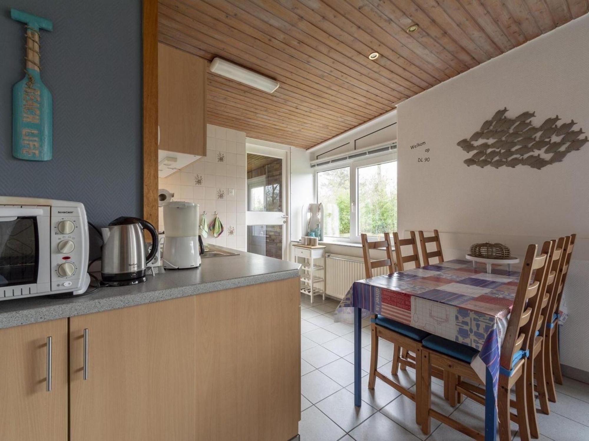 Stylish Beachside Bungalow With Patio Sint Maartensvlotbrug Bagian luar foto