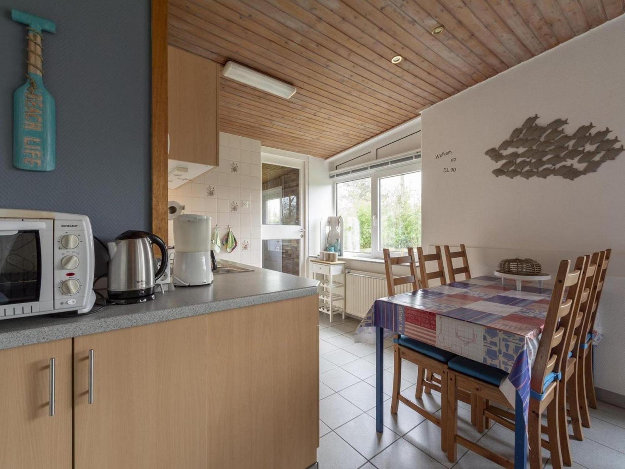 Stylish Beachside Bungalow With Patio Sint Maartensvlotbrug Bagian luar foto